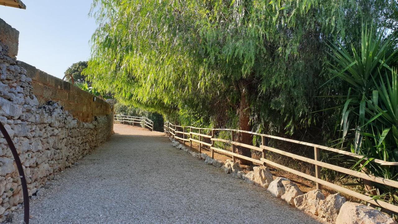 Antica Masseria Pescu Пресиче Екстериор снимка